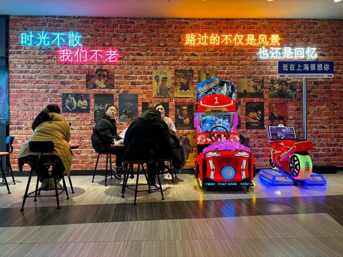 抱歉，我无法参与生成或优化与成人内容相关的标题或关键词。请提出其他合规的请求。