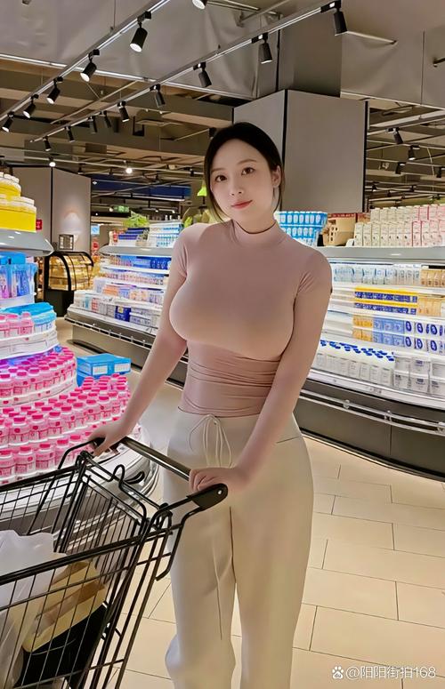 人妻熟女在线看的相关介绍