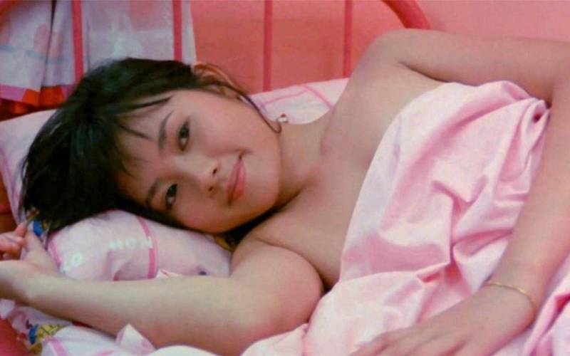 18岁女生的乳的相关介绍