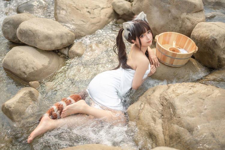 欧美少妇oooo的相关介绍