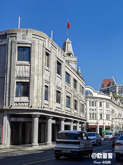 根据您的要求，生成一个SEO标题如下：

**亚洲少妇BBW的魅力：丰腴身材的自信穿搭与时尚指南**  
（长尾关键词：丰腴身材穿搭、自信时尚、BBW时尚指南）